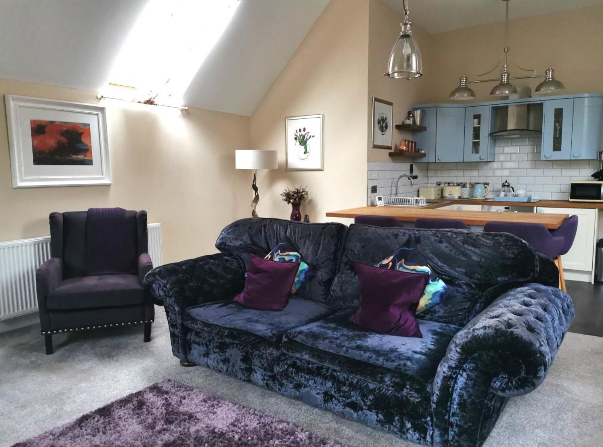The Coach House Apartment At Cefn Tilla Court, Usk Esterno foto